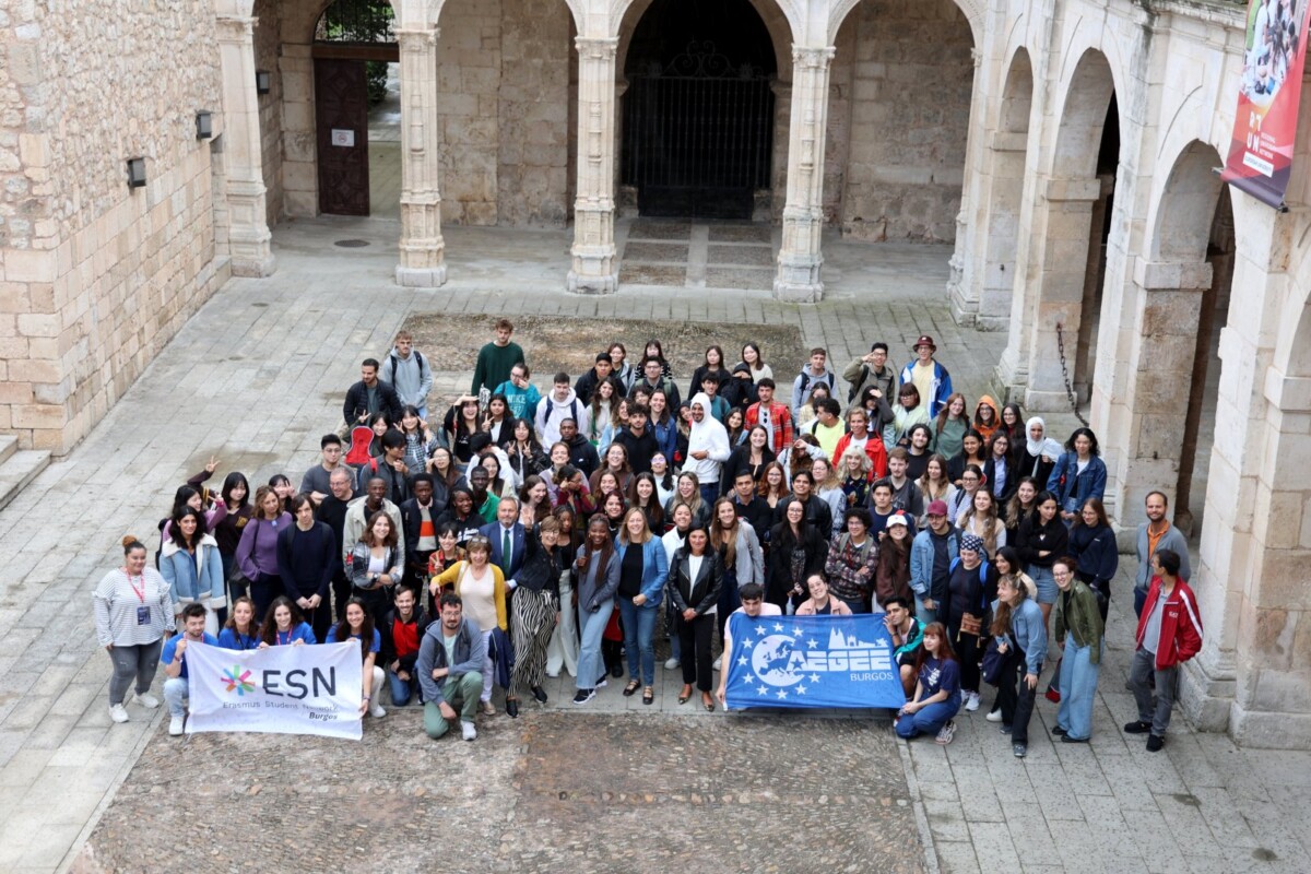 2024-09-03_bienvenida_estudiantes_internacionales_foto_ubu_olena_cherkun_034