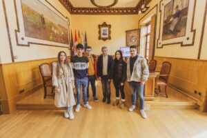 20250225_RECEPCION ALUMNOS ELPEX_1