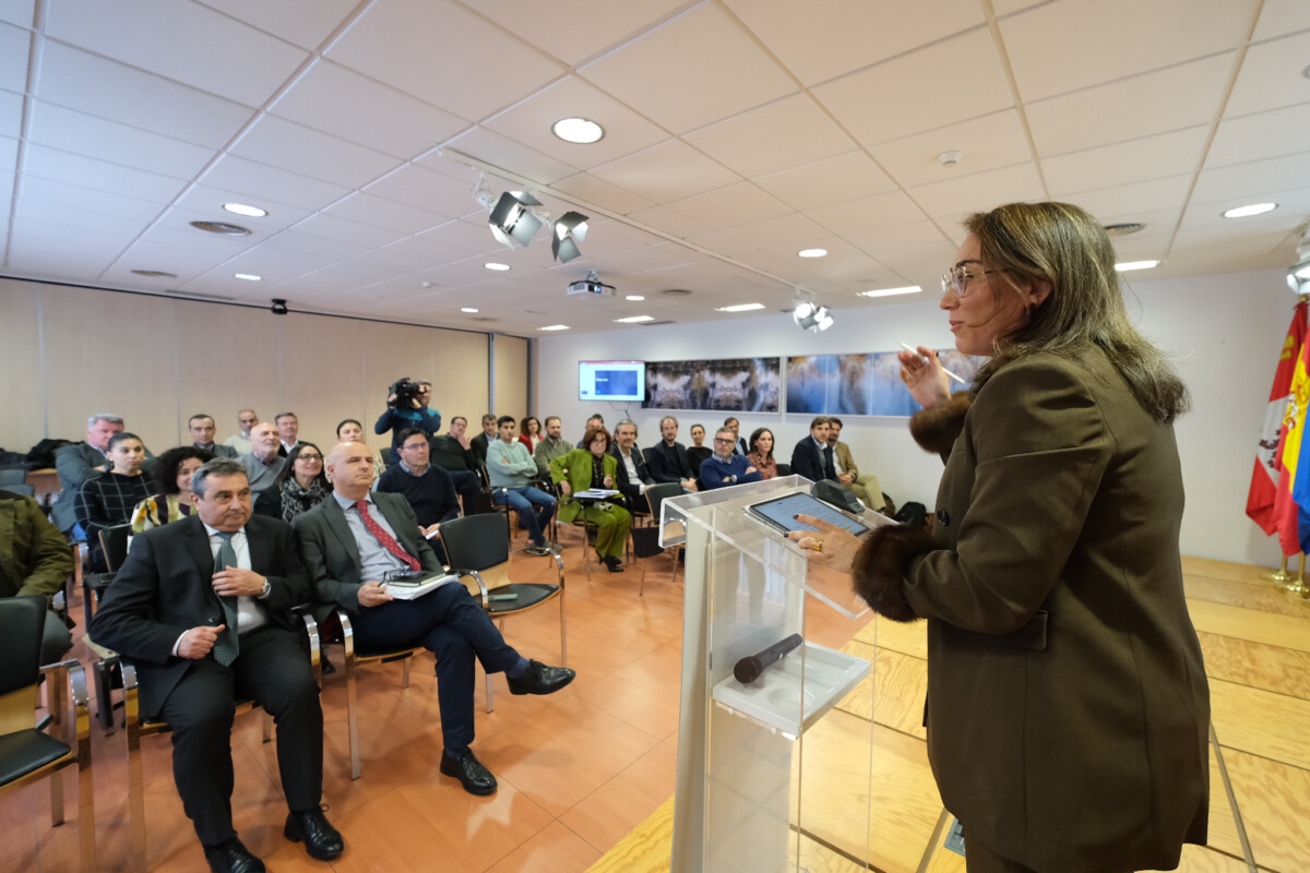 20250311+CONSEJERA+AGRICULTURA+ESTUDIO+MERCADO+VINOS+NIELSEN+IQ-09