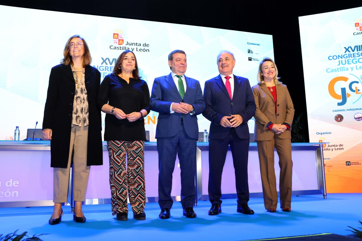 20251018+18+CONGRESO+JUEGO+06