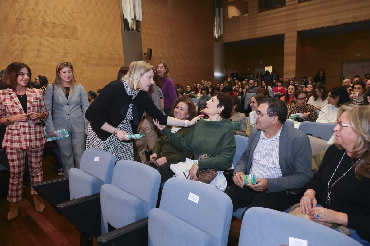20251119+VICEPRESIDENTA+INAUGURA+LA+JORNADA+CONOCIENDO+LA+SALUD+CUIDADOSAMENTE+16