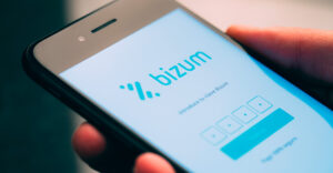 Madrid,,Spain,-,Sept.,5,,2023:,Close,Up,Of,Hand