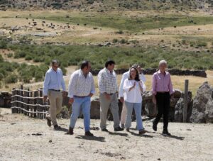 Consejera+Maria+Gonzalez+infotma+ayudas+a+entidades+sobre+infraestructuras+ganaderas-20