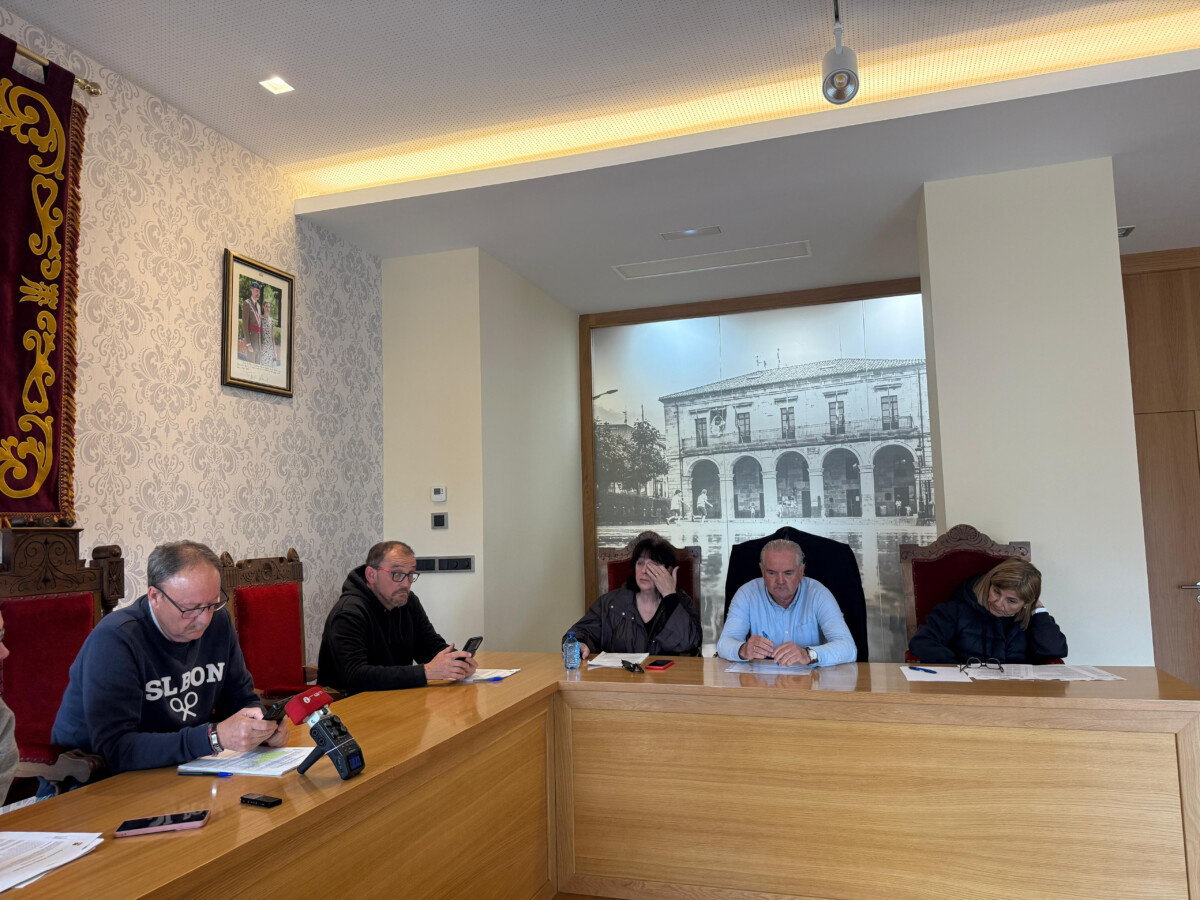 division-en-el-equipo-de-gobierno-espinosiego-del-