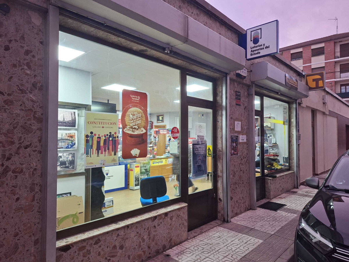 el-sorteo-extraordinario-del-sabado-dejo-premio-en