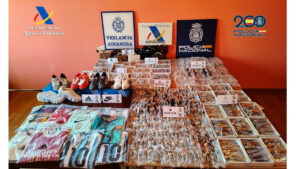 intervenidas-80-000-equipaciones-deportivas-falsif