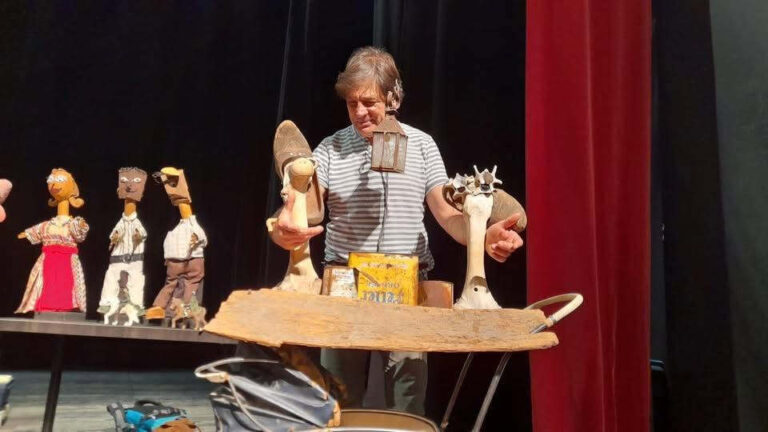 la-compania-alauda-teatro-de-salazar-participa-en-