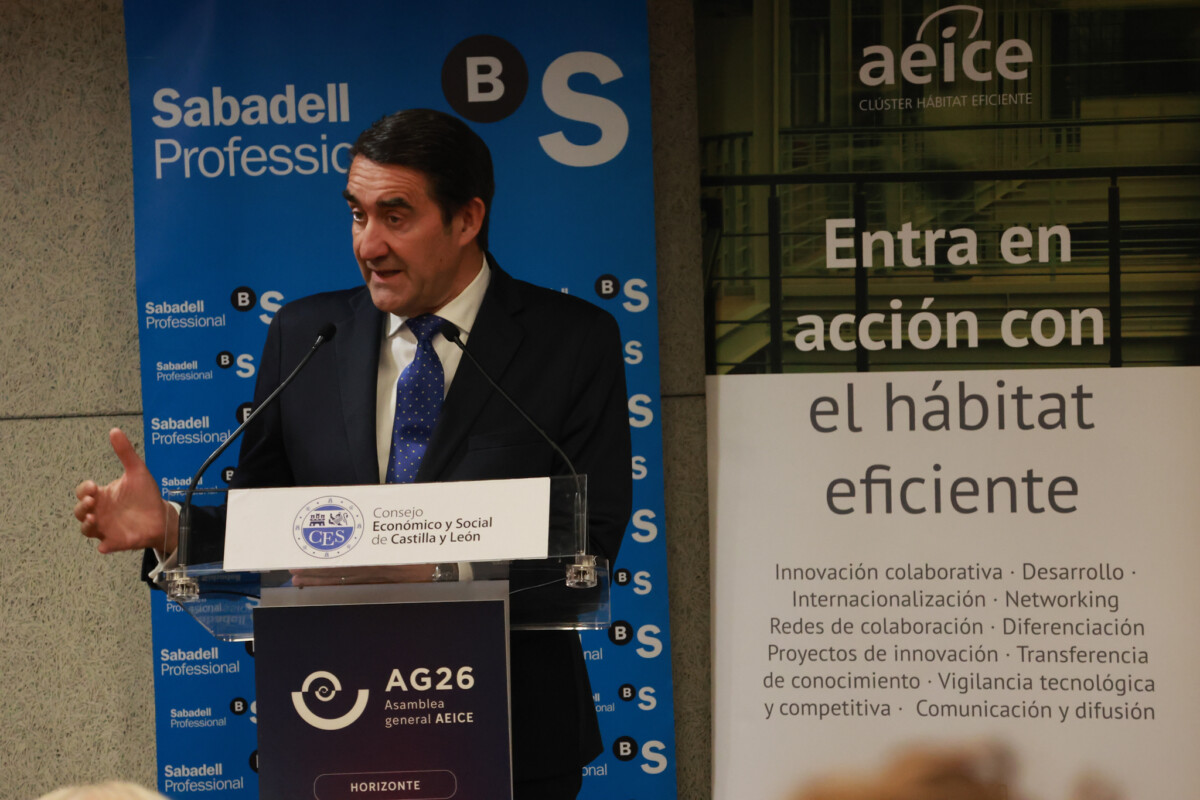 la-junta-moviliza-mas-de-1-000-millones-en-politic