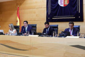 la-junta-movilizara-1-200-millones-para-impulsar-e