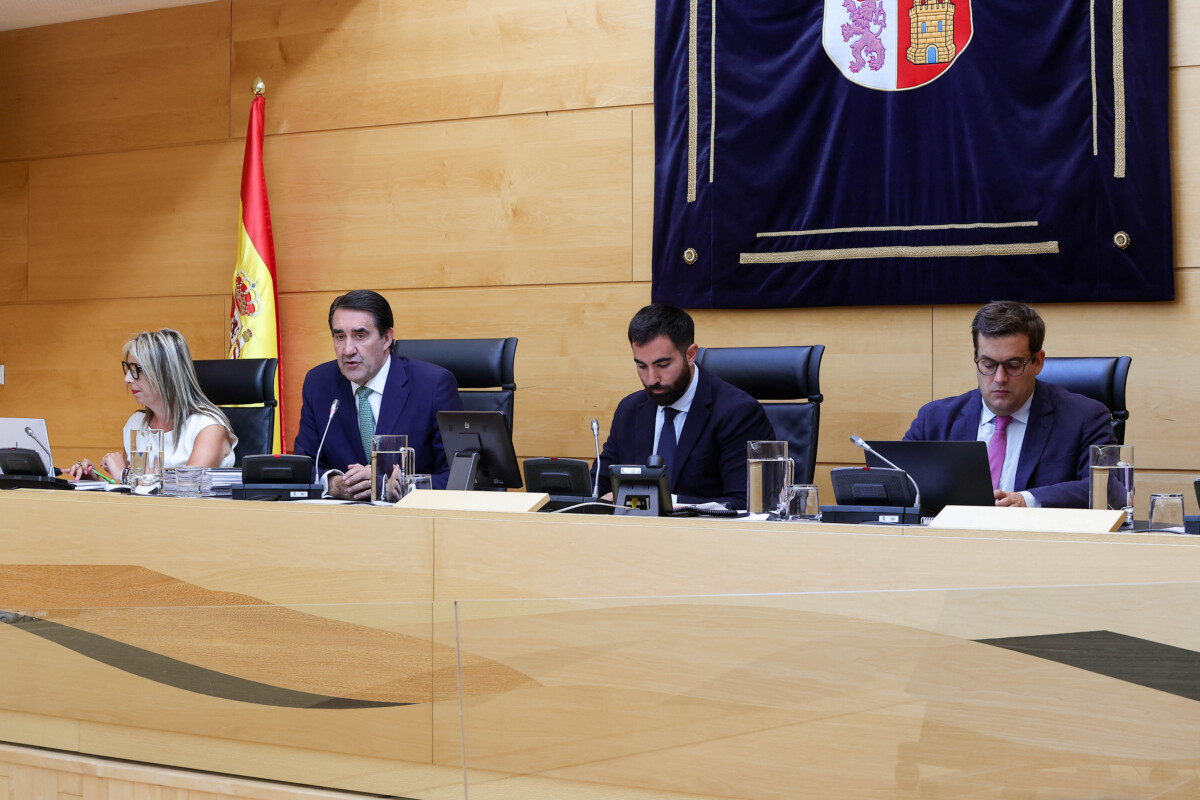 la-junta-movilizara-1-200-millones-para-impulsar-e
