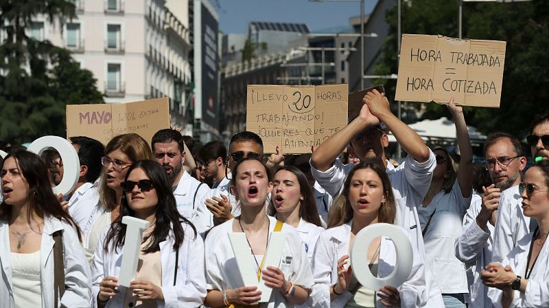 los-sindicatos-medicos-anuncian-un-paro-indefinido