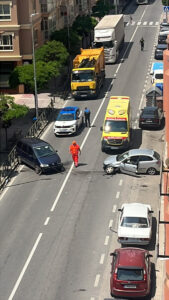 un-hombre-resulta-herido-tras-la-colision-de-dos-t