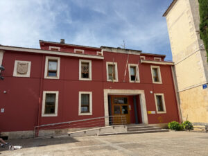 villarcayo-avanza-en-la-permuta-del-antiguo-hospit-2