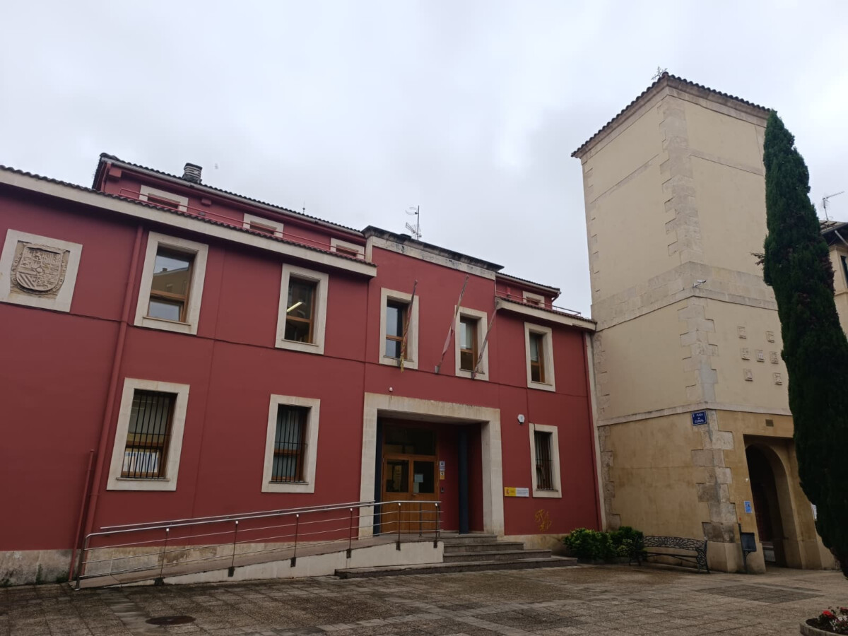 villarcayo-avanza-en-la-permuta-del-antiguo-hospit
