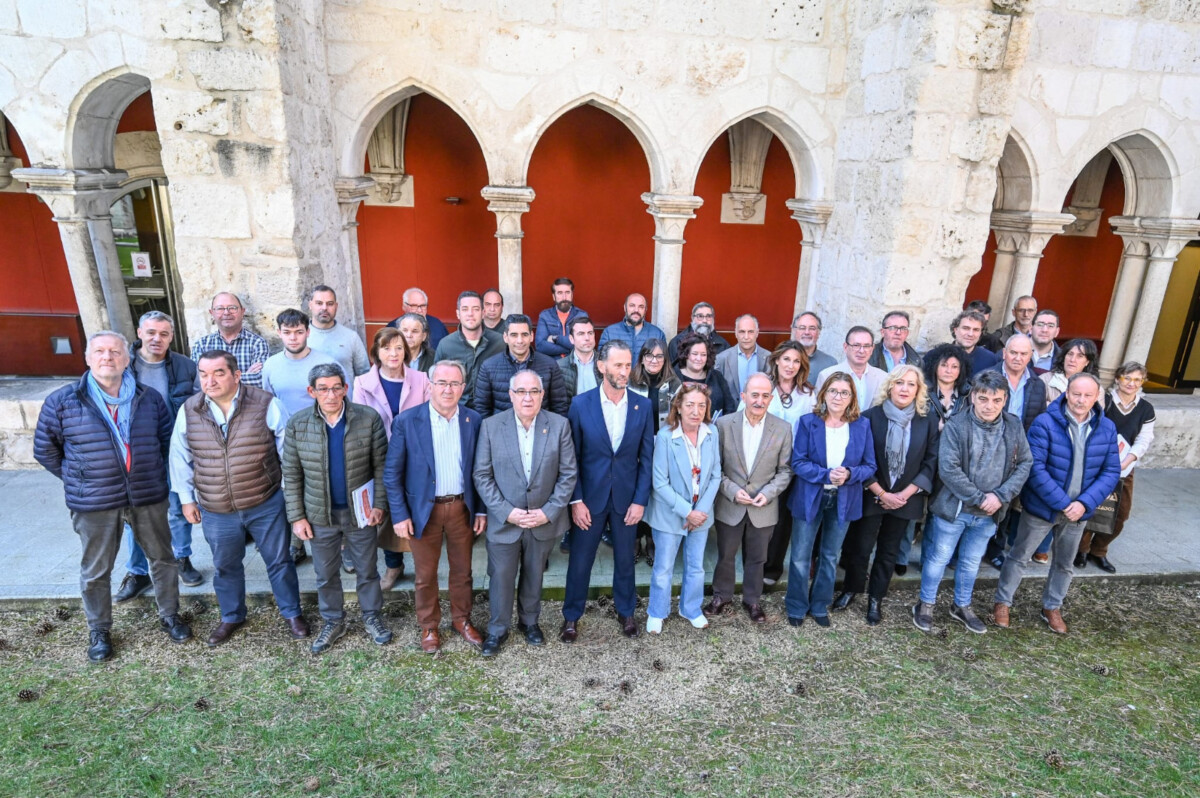 x-municipios-de-la-comarca-reciben-los-planes-para